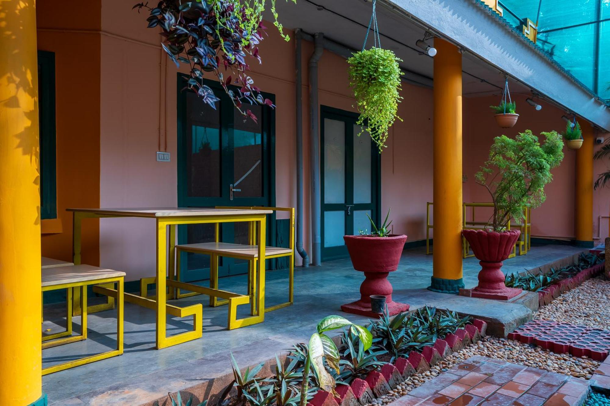 Hotel La Courtyard Pondicherry Exterior foto
