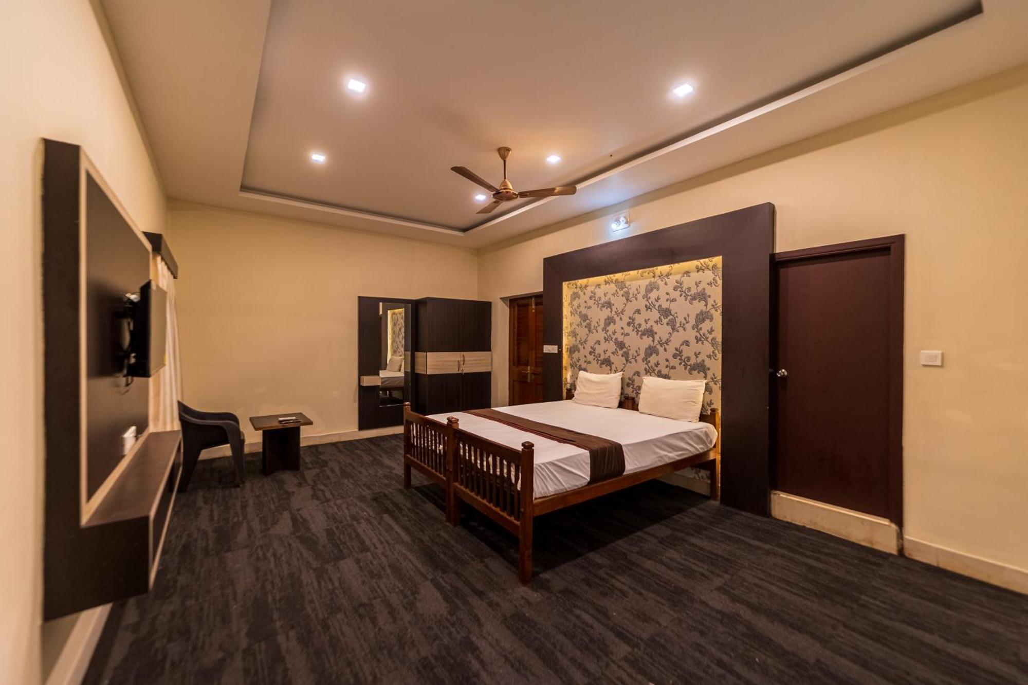 Hotel La Courtyard Pondicherry Exterior foto
