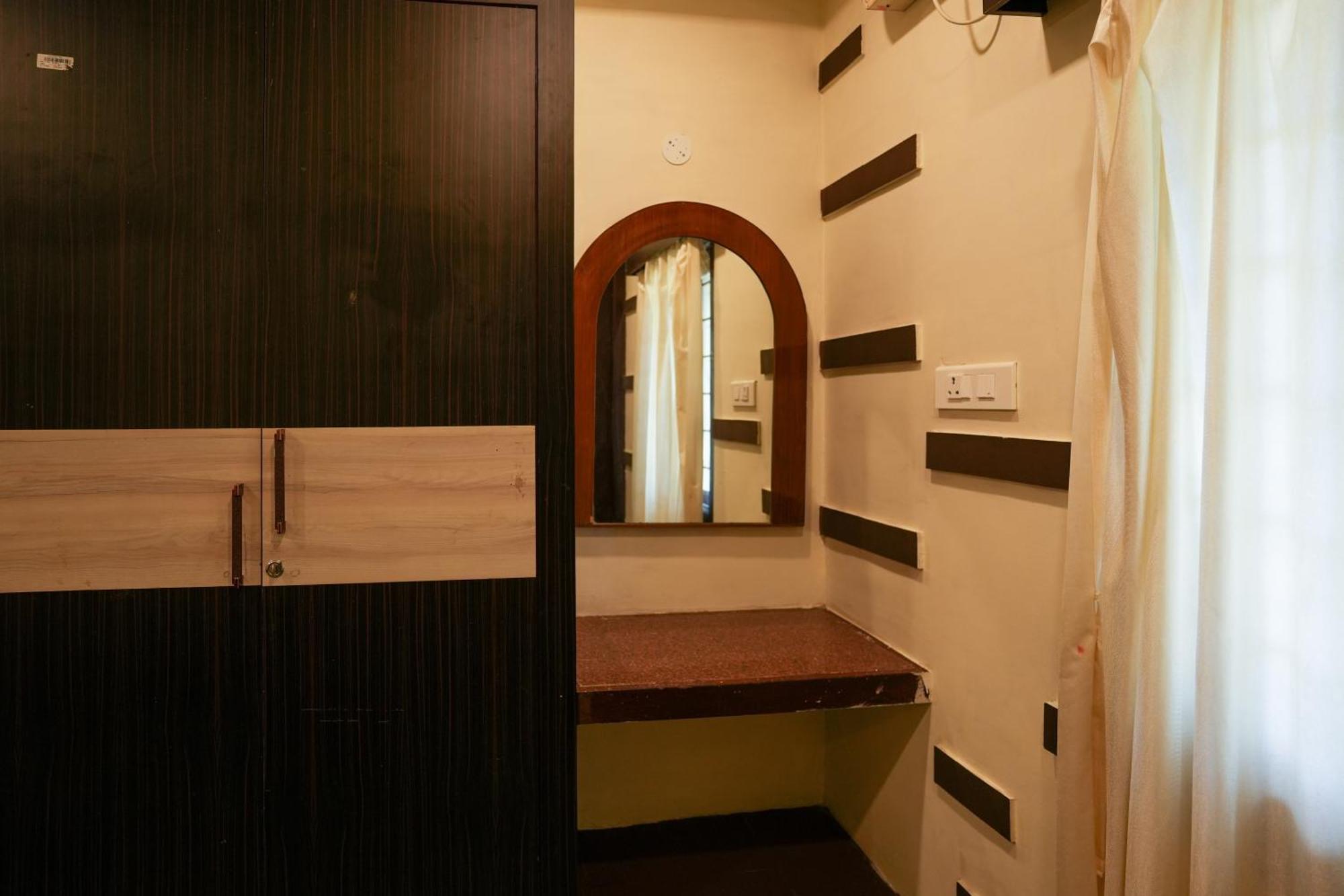 Hotel La Courtyard Pondicherry Exterior foto