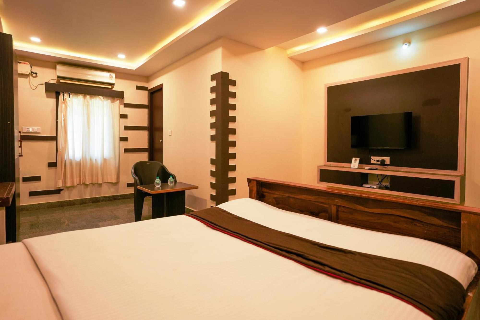 Hotel La Courtyard Pondicherry Exterior foto